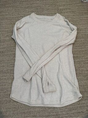 3! lululemon Women's Long-Sleeve Crewneck sweaters